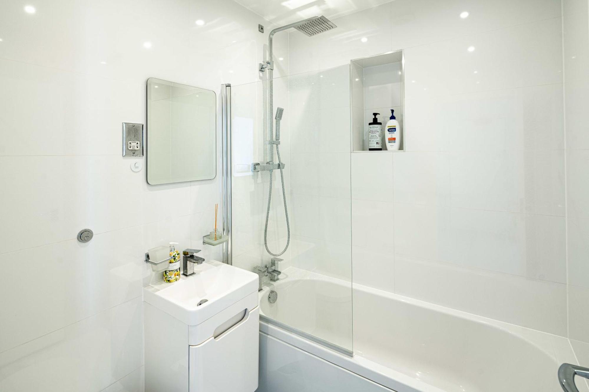 Charming Newly Refurb 2-Bed 2-Bath Entire Apartment With Ac Near Hyde Park, Paddington, Nottinghill And Kensington In Zone 1 Central London Лондон Екстер'єр фото
